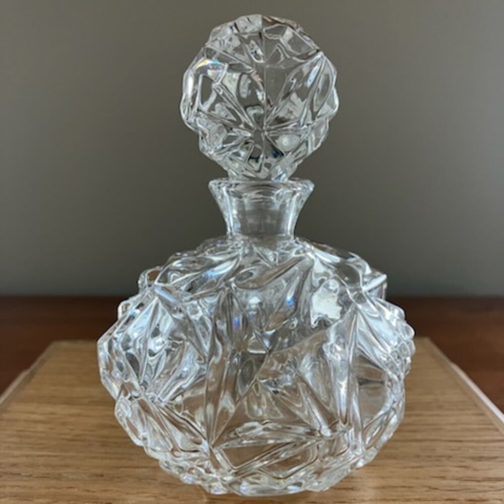 Tiffany & Co Rock Cut Perfume Bottle and Stopper - Picture 2 of 4
